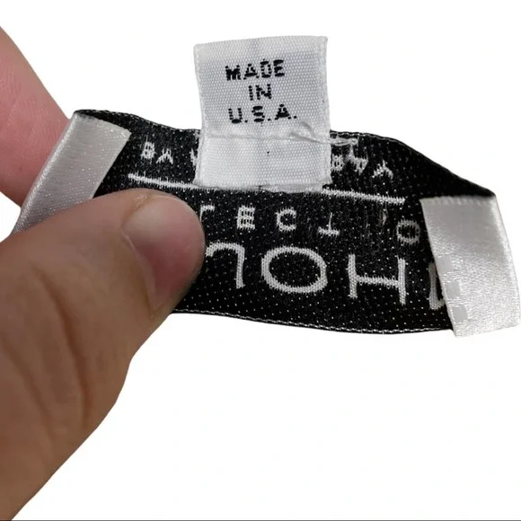 ST. JOHN by Marie Grey Santana Knit VINTAGE matching outfit sz 6! Skirt & button - Picture 4 of 11